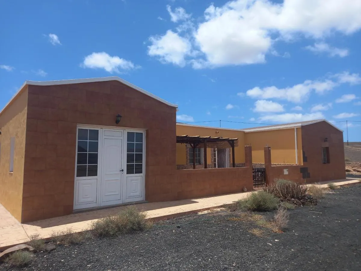 Grande Maison Rurale Tuineje Tatil Evi